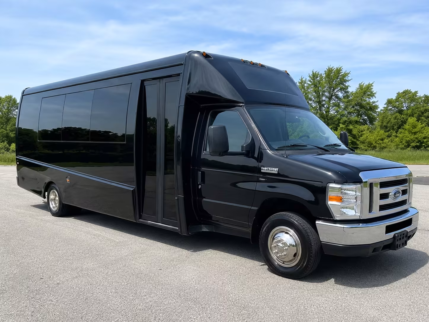 15 passenger minibus