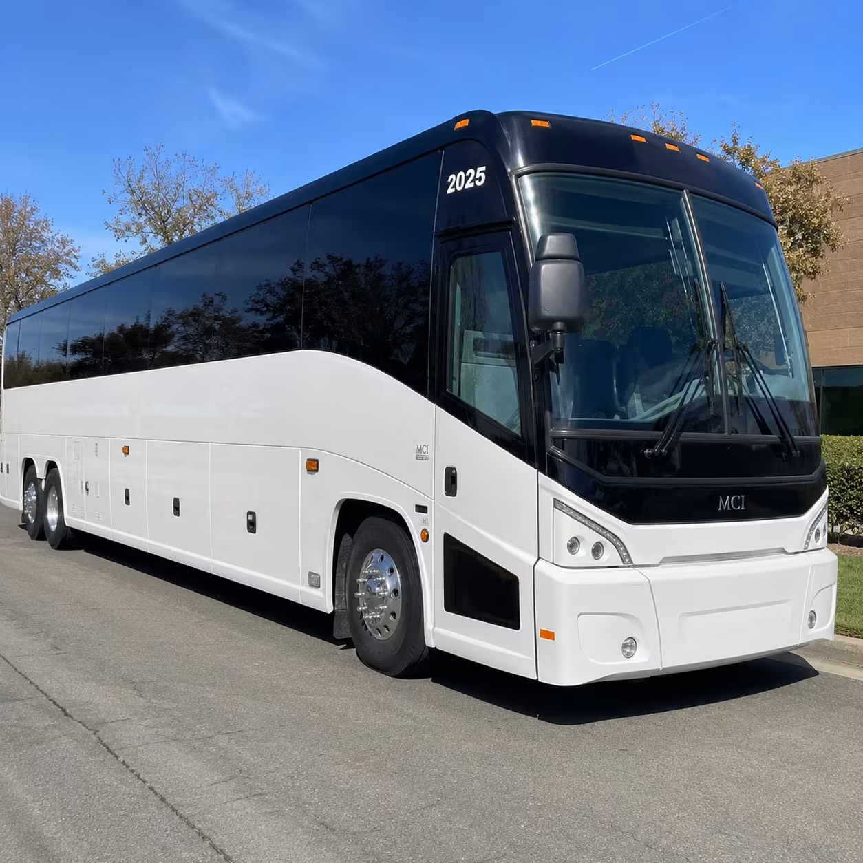 antioch prom charter buses and minibuses for large groups