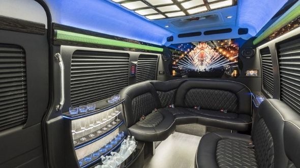 antioch sprinter limo rental inside